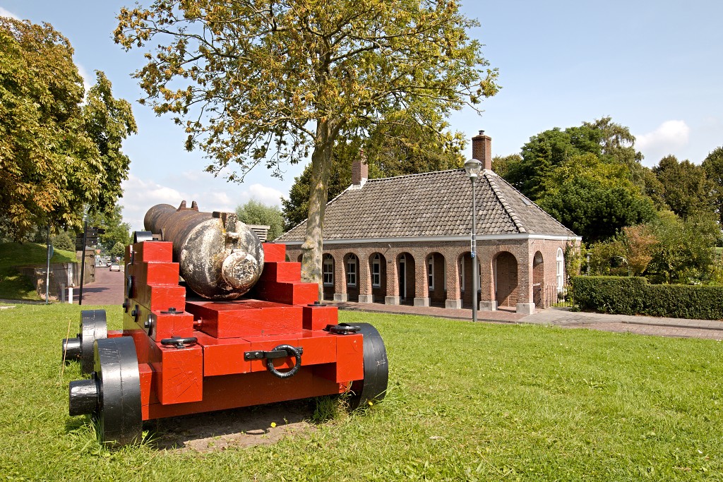 hellevoetsluis vestingstad voorne putten Droogdok Jan Blanken hdr vestingswallen kazerne bernisse